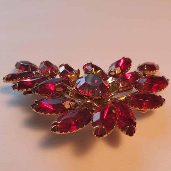 Vintage Large 2 1/2" Ruby Red and AB Rhinestones Prong Set Unsigned Brooch - Picture 5 of 8